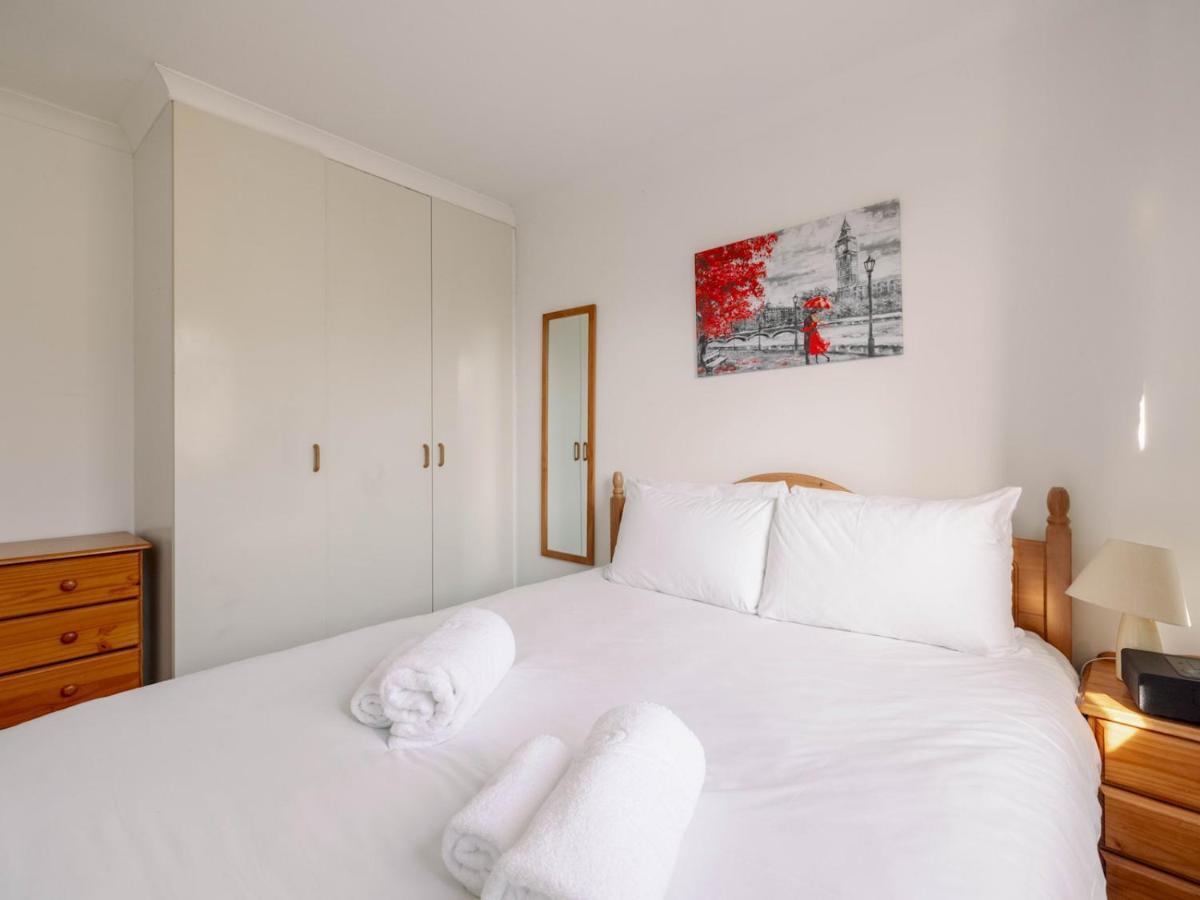 Sunny Maisonette With Views Over Canary Wharf, London Exteriör bild
