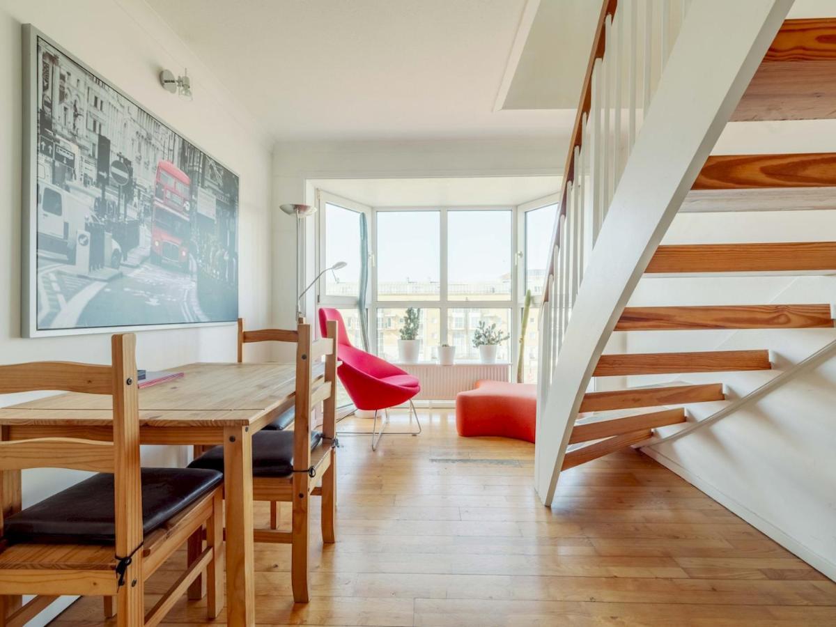 Sunny Maisonette With Views Over Canary Wharf, London Exteriör bild